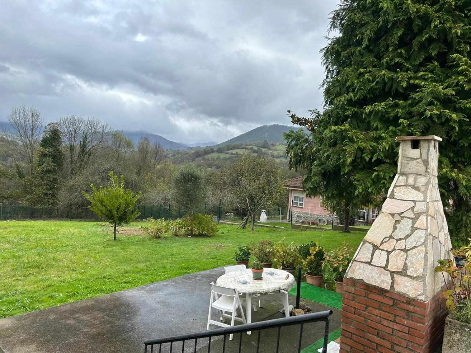 Casa La Gueelina En Asturias Arriondas Exterior foto